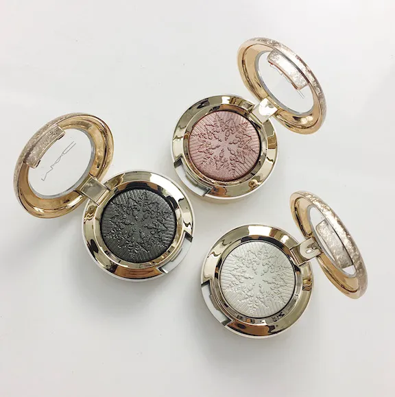 MAC Extra Dimension Eye Shadow