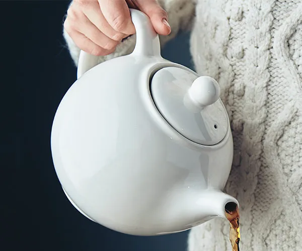 tea kettle