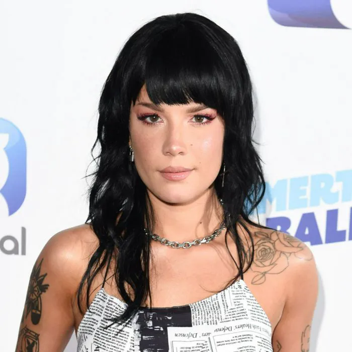 halsey long black hair wavy hair red carpet mullet shag