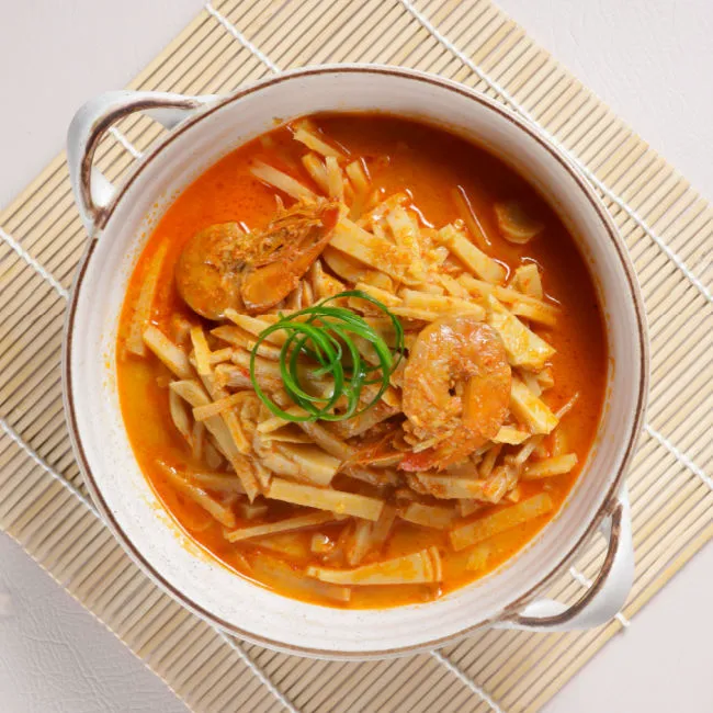 curry with bamboo shoots