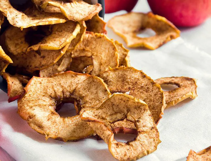 Baked apple chips
