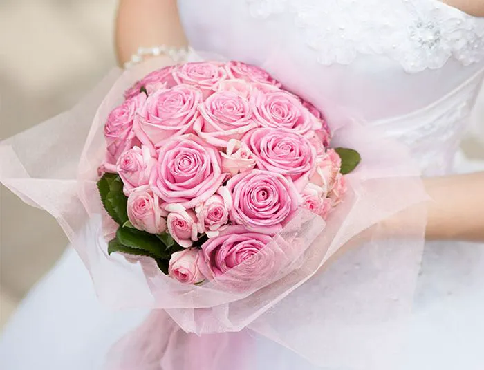Pink rose flower bouquet