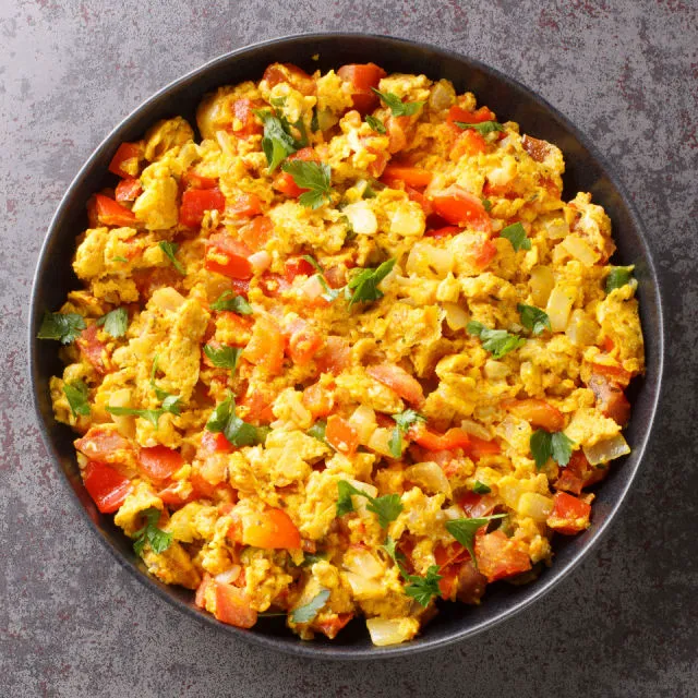 scrambled egg with veggies