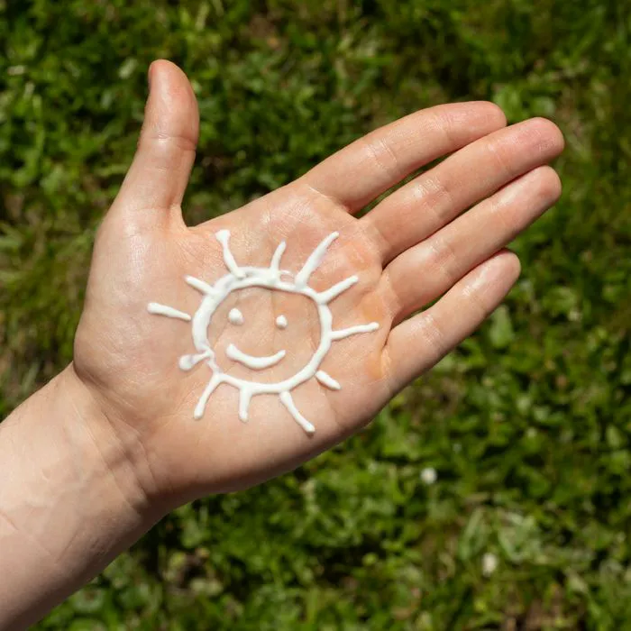 sunscreen with oxybenzone