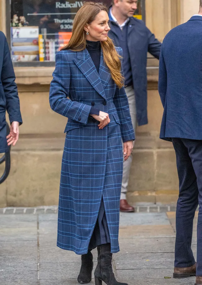 Kate Middleton blue tartan coat in Stirling Scotland