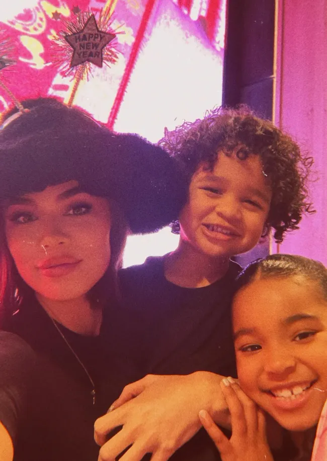Khloe Kardashian and kids True and Tatum