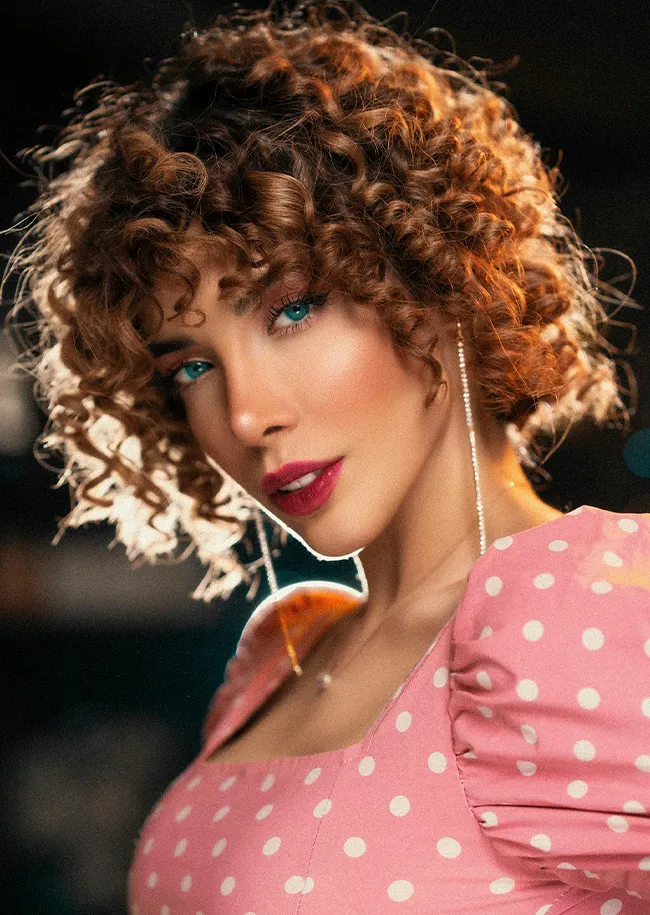 helmet-curls