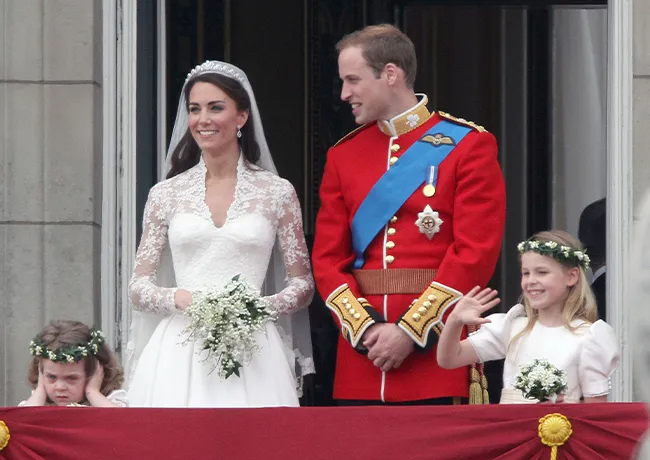 Prince William Kate Middleton balcony royal wedding