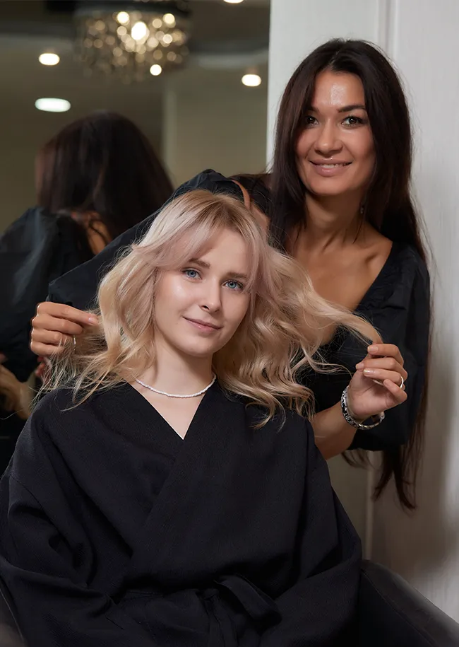 shoulder-length-hair